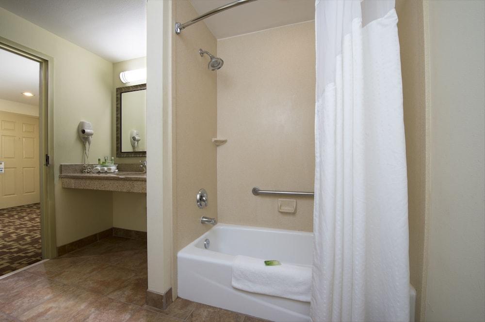 Holiday Inn Express Hotel & Suites Port St. Lucie West By Ihg Екстериор снимка