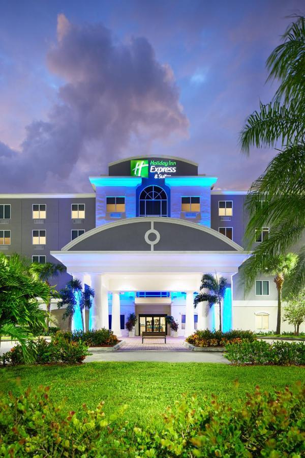 Holiday Inn Express Hotel & Suites Port St. Lucie West By Ihg Екстериор снимка