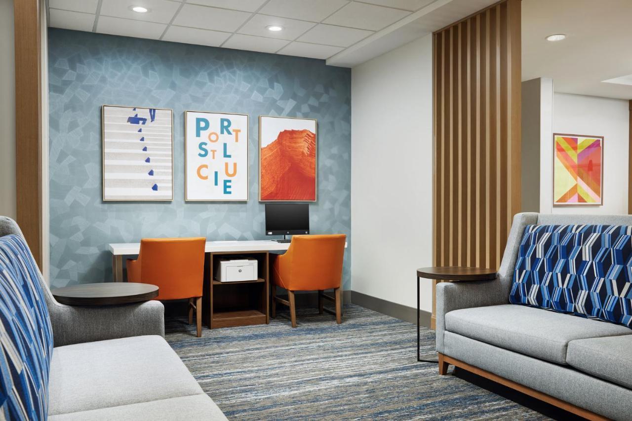 Holiday Inn Express Hotel & Suites Port St. Lucie West By Ihg Екстериор снимка